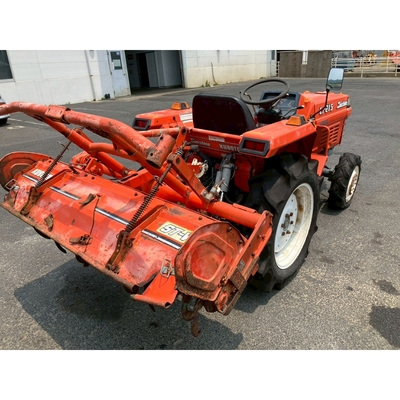KUBOTA トラクター L1-215D
