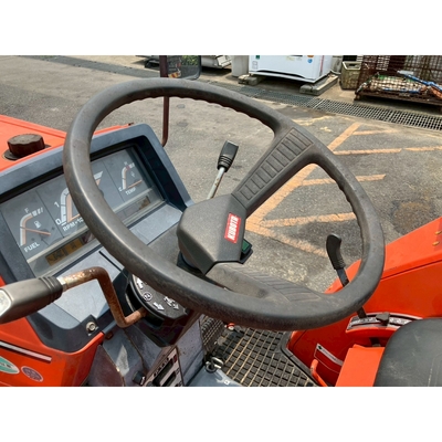 KUBOTA トラクター L1-215D