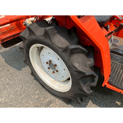 KUBOTA トラクター L1-215D