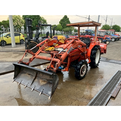 KUBOTA トラクター L1-255S