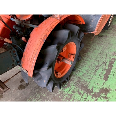 KUBOTA トラクター B5000D