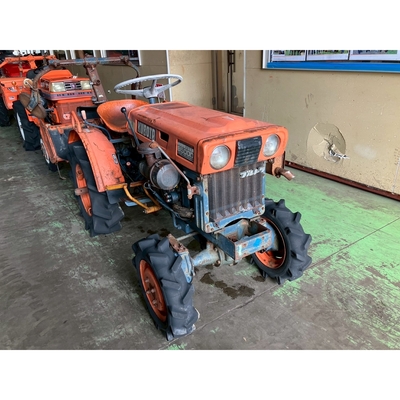 KUBOTA トラクター B5000D