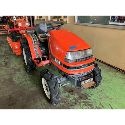KUBOTA トラクター B52