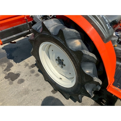 KUBOTA トラクター GB200
