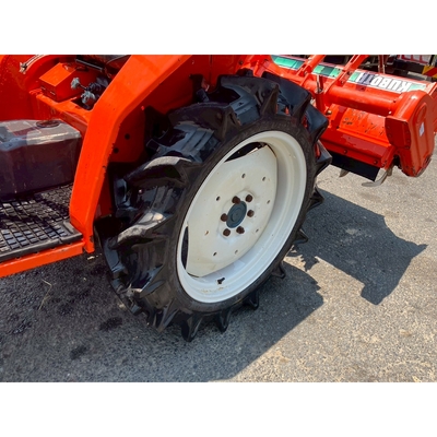 KUBOTA トラクター L1-185D