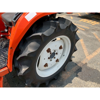 KUBOTA トラクター GT5