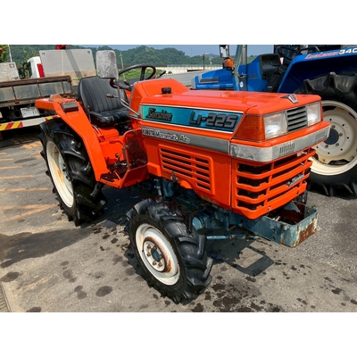 KUBOTA トラクター L1-225D