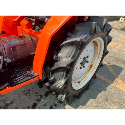 KUBOTA トラクター L1-225D