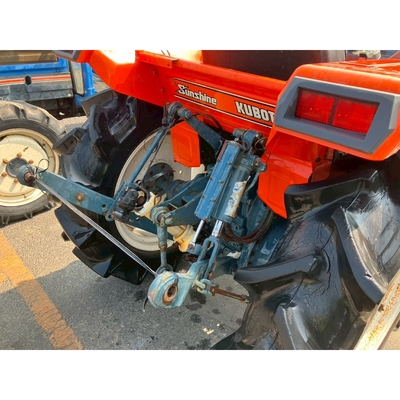KUBOTA トラクター L1-225D