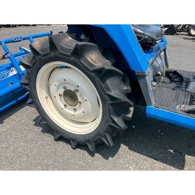 ISEKI トラクター TU220