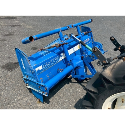 ISEKI トラクター TU220