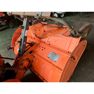 KUBOTA トラクター B7001D