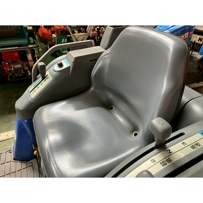ISEKI トラクター TH26