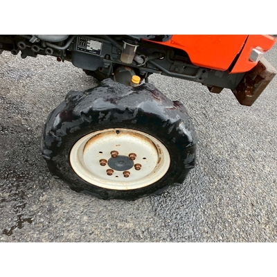 KUBOTA トラクター KB185