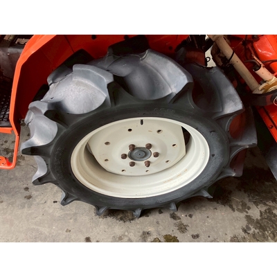 KUBOTA トラクター L1-215
