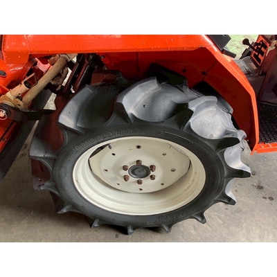 KUBOTA トラクター L1-215
