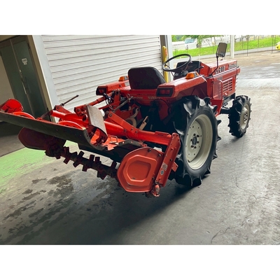 KUBOTA トラクター L1-215