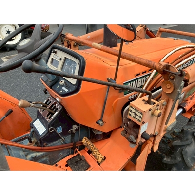 KUBOTA トラクター L2402D