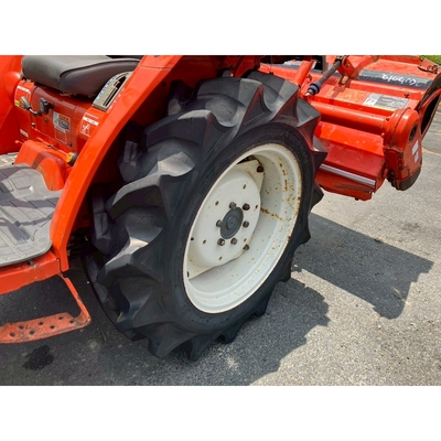 KUBOTA トラクター GL261