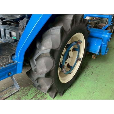 ISEKI トラクター TA267F