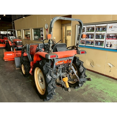 KUBOTA トラクター KT２１５