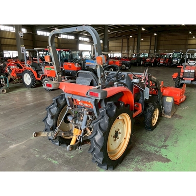 KUBOTA トラクター KT２１５