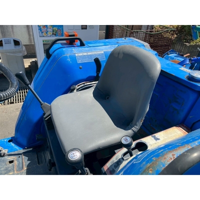 ISEKI トラクター TA215F