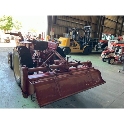 KOMATSU International トラクター 284D