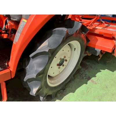 KUBOTA トラクター GT3