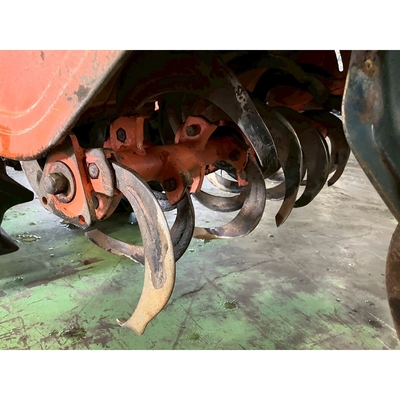 KUBOTA トラクター B7000D