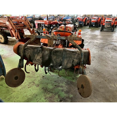 KUBOTA トラクター B7000D