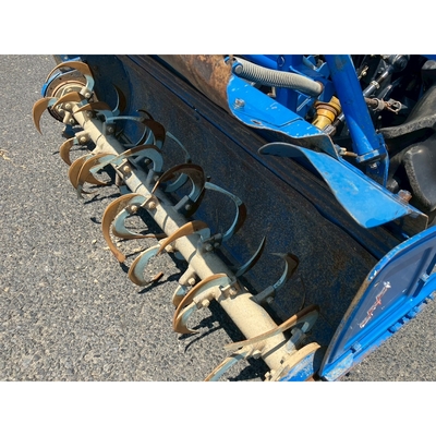 ISEKI トラクター TA210F