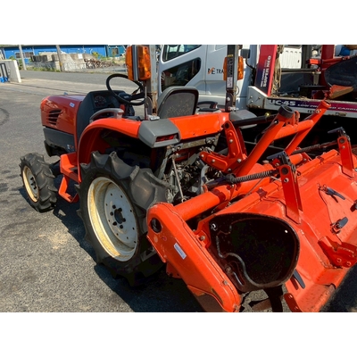 KUBOTA トラクター KT230