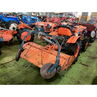 KUBOTA トラクター B7001D