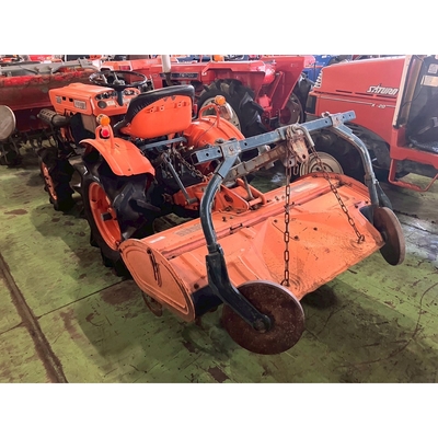 KUBOTA トラクター B7001D