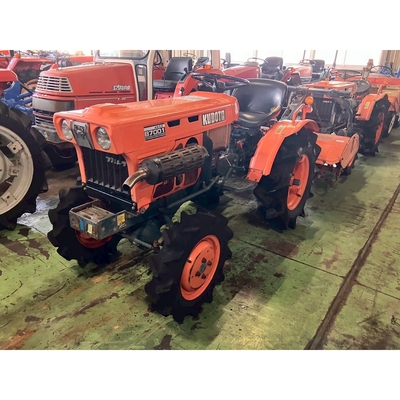 KUBOTA トラクター B7001D
