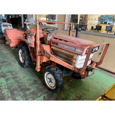 KUBOTA トラクター B1200