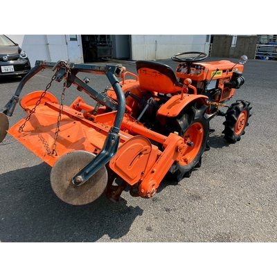 KUBOTA トラクター B7001D