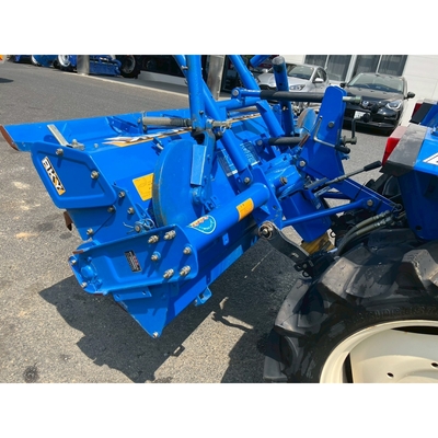 ISEKI トラクター TA235F