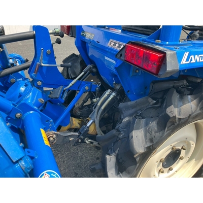 ISEKI トラクター TA235F