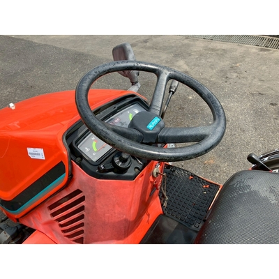 KUBOTA トラクター B52