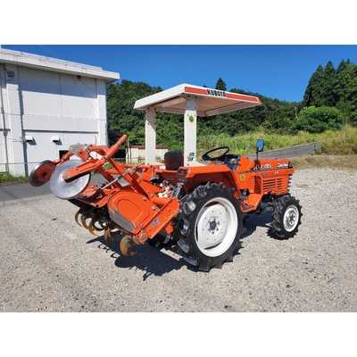 KUBOTA トラクター L1-195D