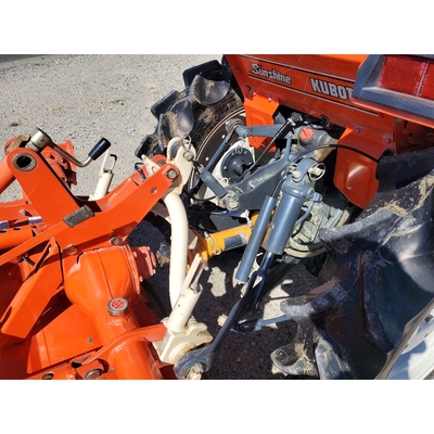 KUBOTA トラクター L1-195D