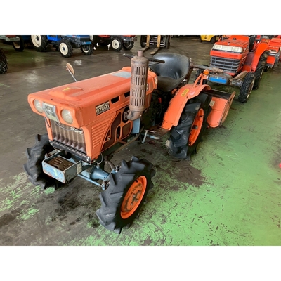 KUBOTA トラクター B7001