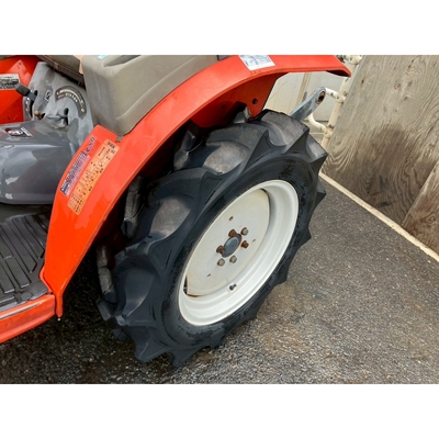 KUBOTA トラクター GB16