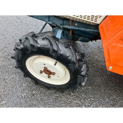 KUBOTA トラクター B1402D