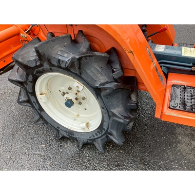 KUBOTA トラクター B1402D