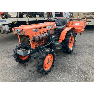 KUBOTA トラクター B7001