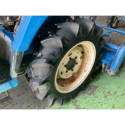 ISEKI トラクター TU240F