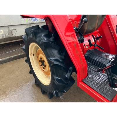 YANMAR トラクター F20D